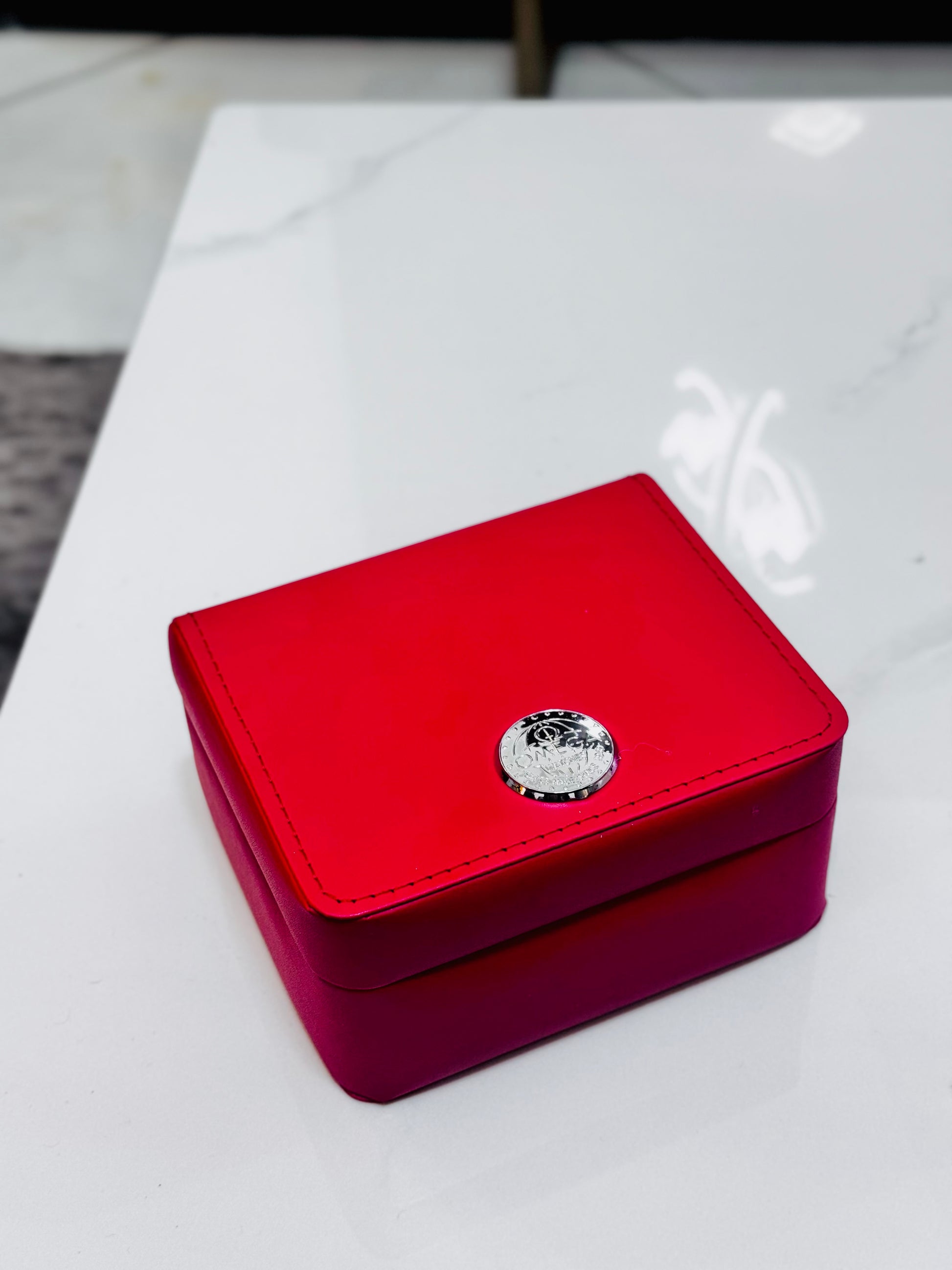 L'Omega De Ville Prestige disponible à Douala
