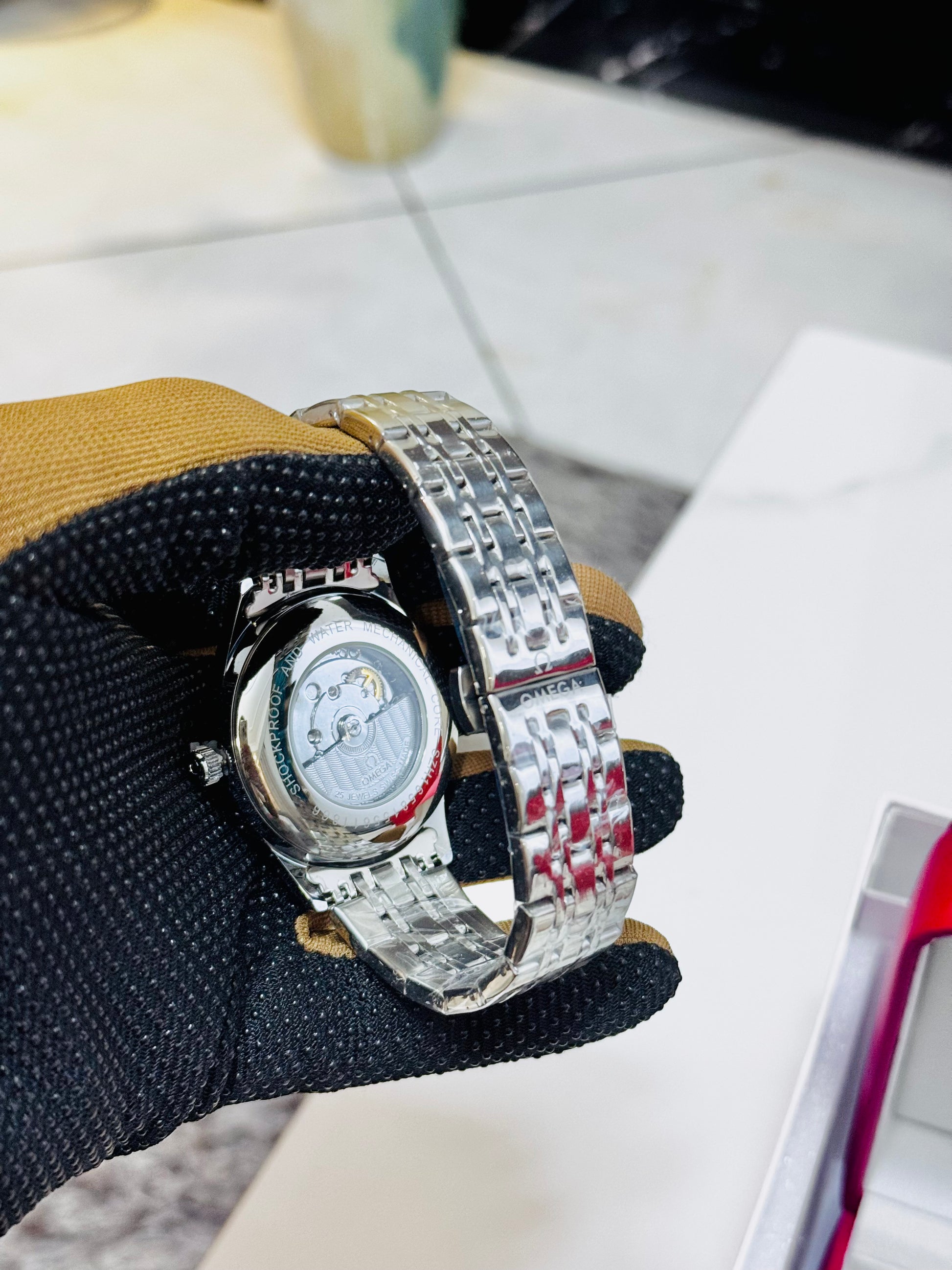 L'Omega De Ville Prestige disponible à Douala