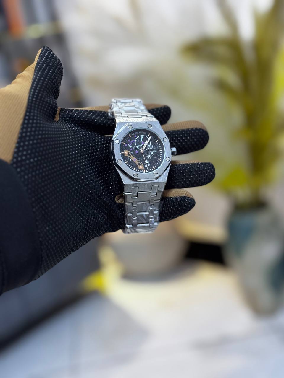 Audemars Piguet Royal Oak skelecton dial disponible Douala