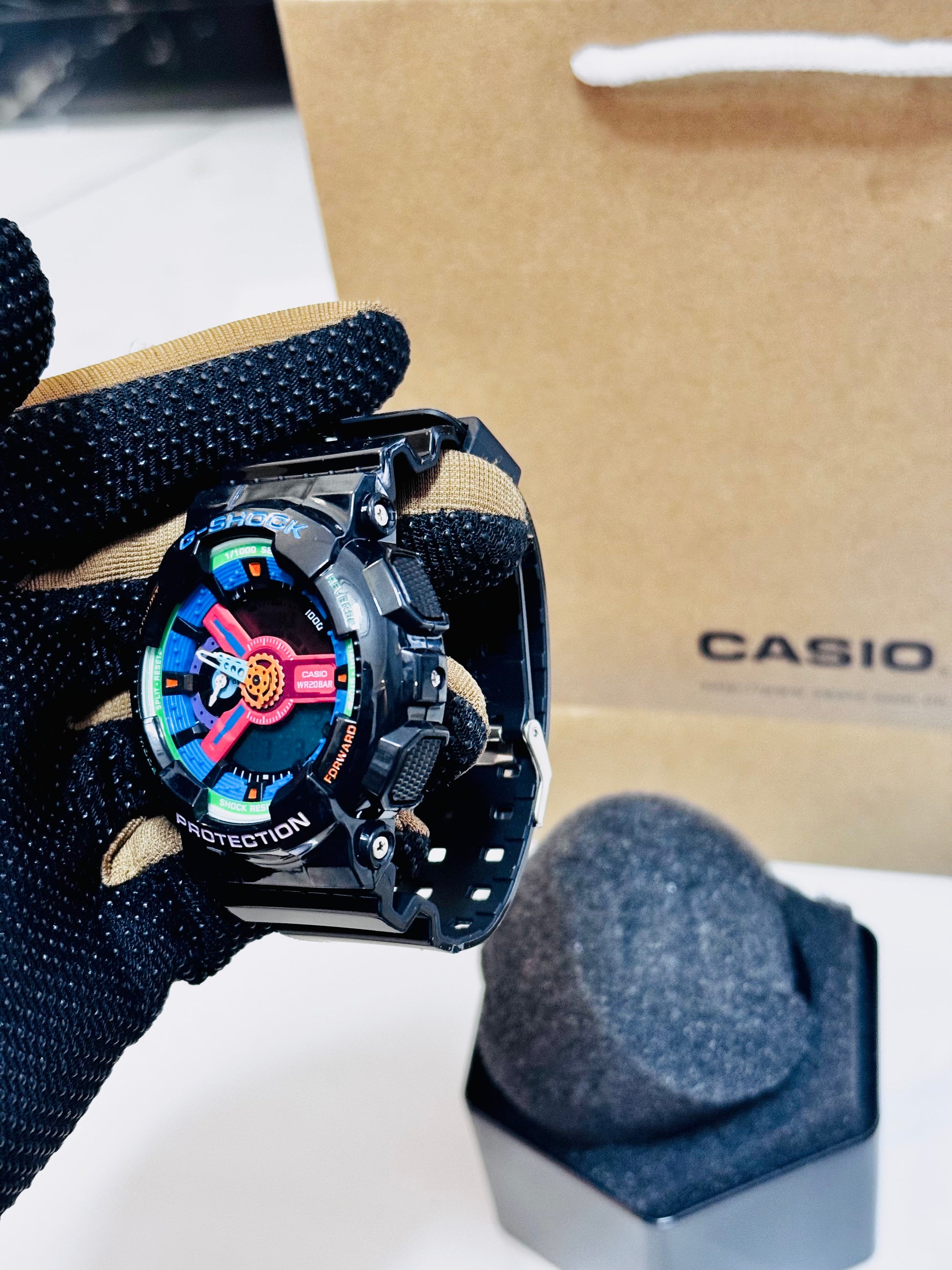 G-SHOCK 110 SERIES GM-110 disponible à Douala