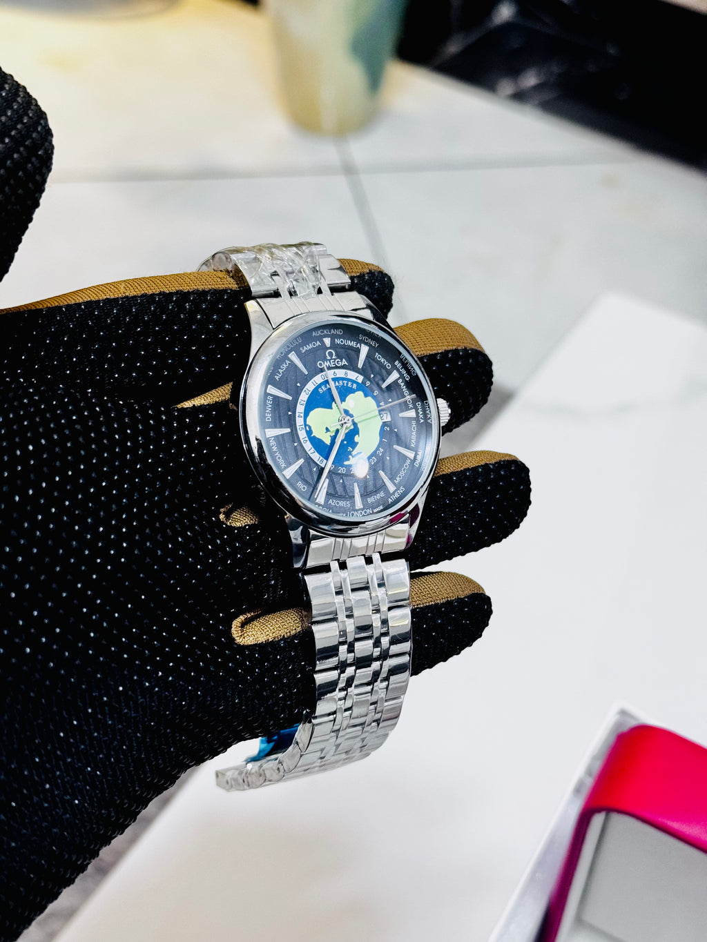 L'Omega Seamaster Aqua Terra 150M disponible à Douala