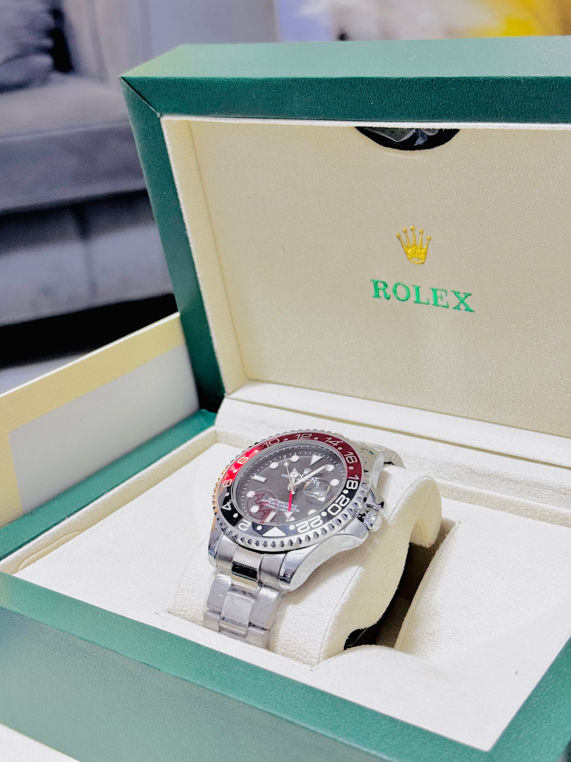Rolex GMT-master 2 coke bezel